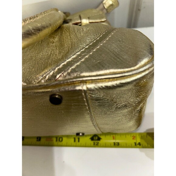 Helen Welsh Vintage NWT Gold Leather Shoulder Bag - Picture 13 of 15